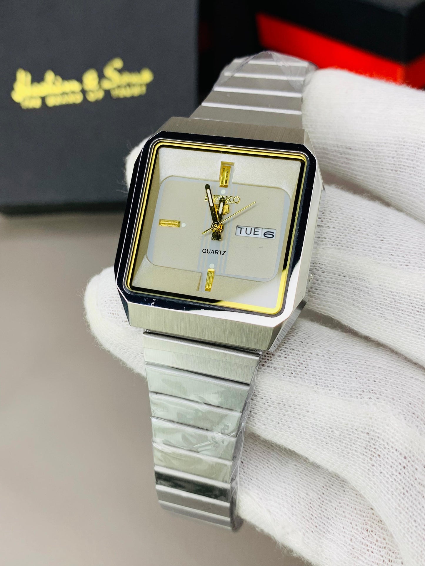 Siko 5  Date Adjustment Watch