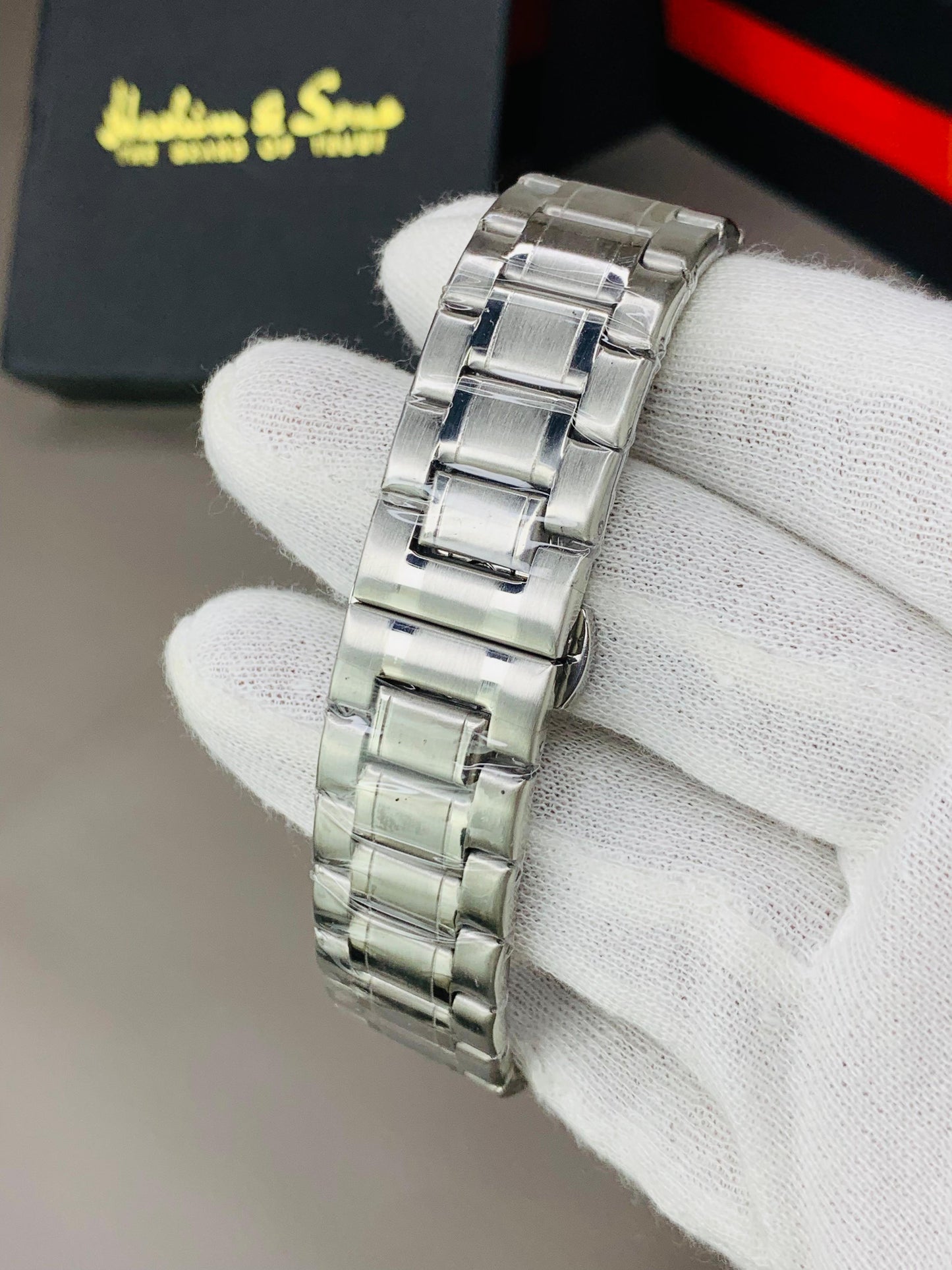 New Tag Chain Model With Date Adjustment