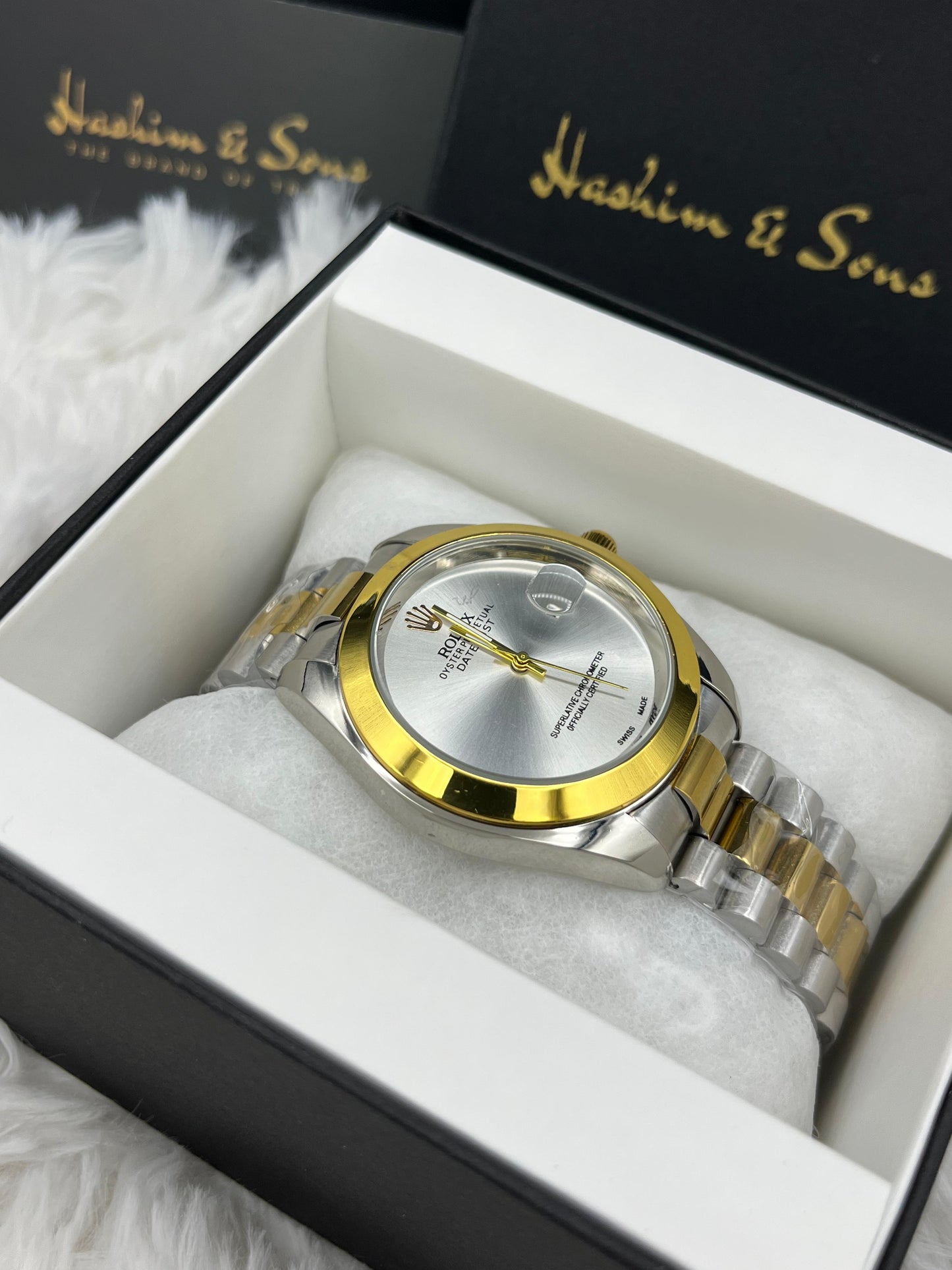 New Plain Dial Watch (Two Tone White)