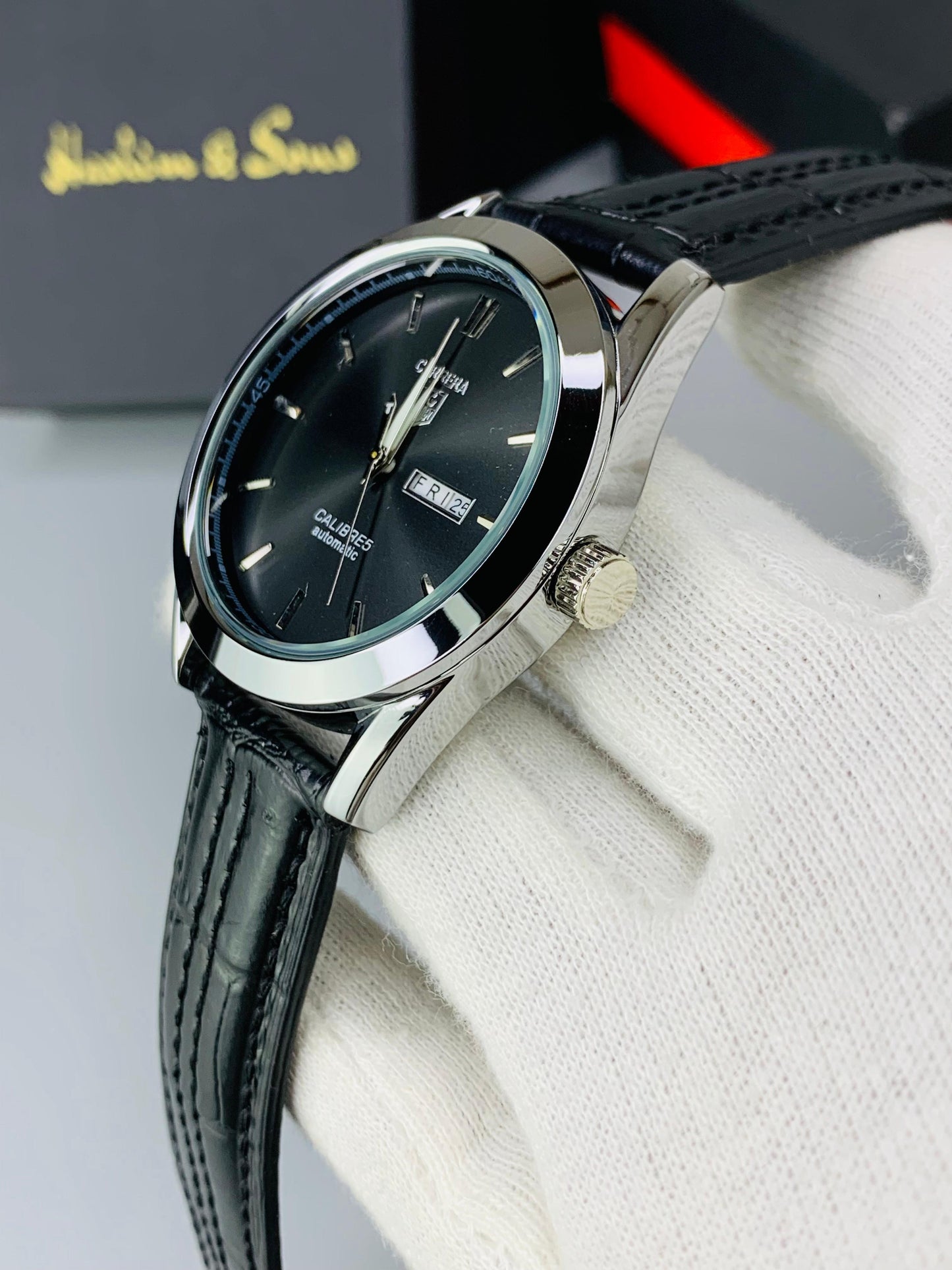 Tag Model Smooth Movement  Day-Date Watch