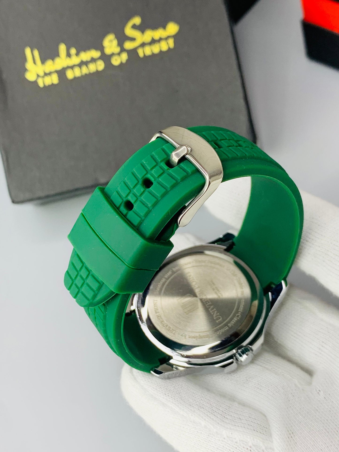 UN Ultra Straps Watch ( Green )